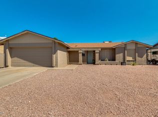 910 W Loughlin Dr, Chandler, AZ 85225