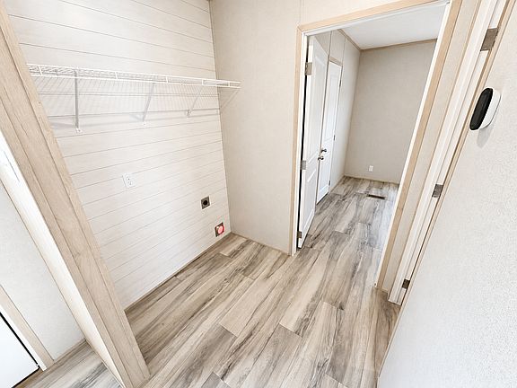 2nd image of 3901 E Saint Charles Rd #306