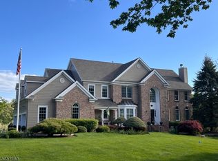 21 Quail Run, Randolph, NJ 07869