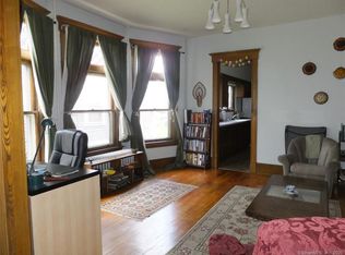 573 Orange St #1, New Haven, CT 06511