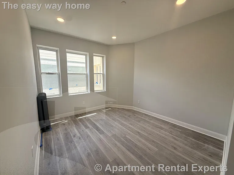 74 Kirkland St #30 — Photo 6