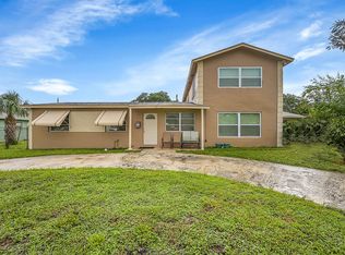 1445 W 34th St, Riviera Beach, FL 33404