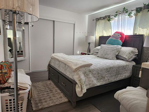 3rd image of 2520 Bowers Ave #2