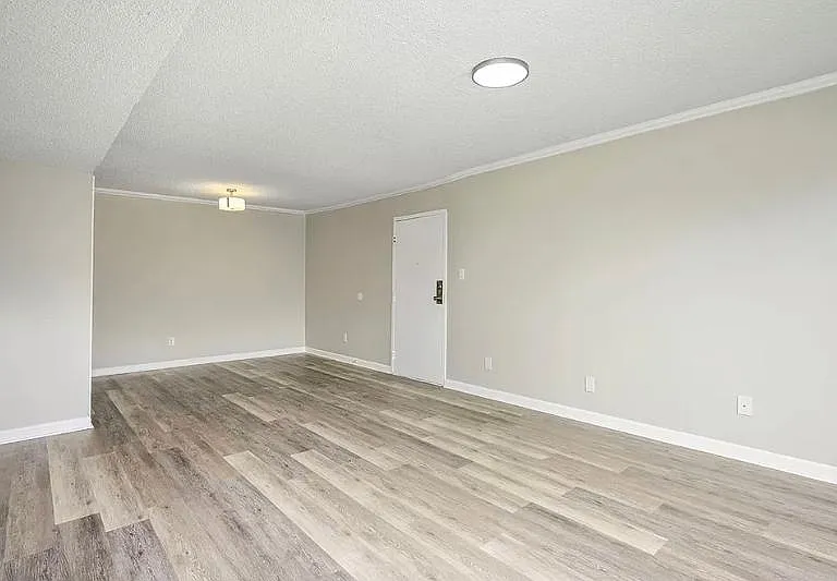2624 Randleman Rd #D — Photo 10