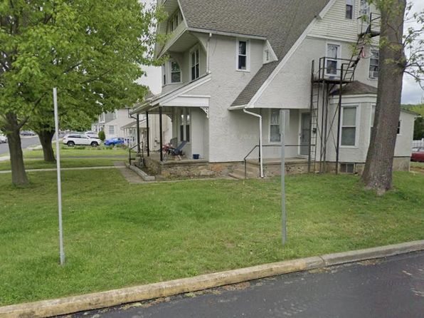 32 Crescent St APT 1