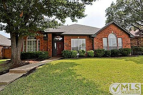1st image of 2104 Hearthstone Dr
