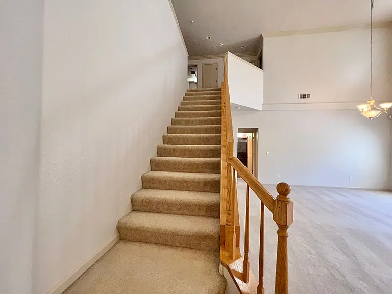 1924 Shurtleff Ave — Photo 14