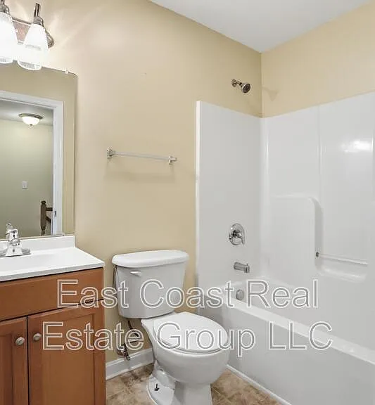 24 Mabel Ln — Photo 21