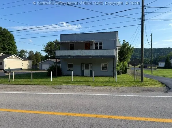 11001 Charleston Rd, Red House, WV 25168