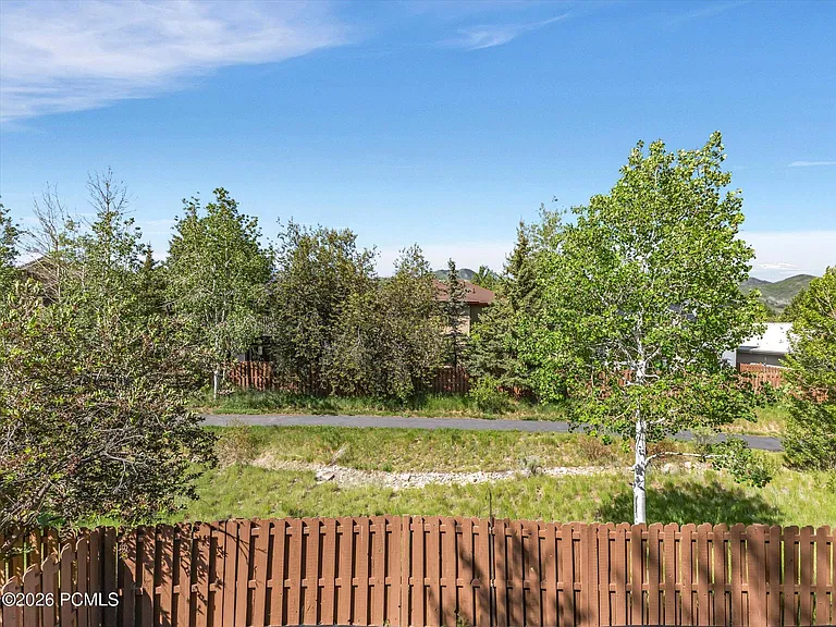 1107 Station Loop Rd — Photo 15
