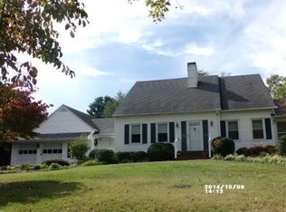 821 S Ellison Ln, Waynesboro, VA 22980