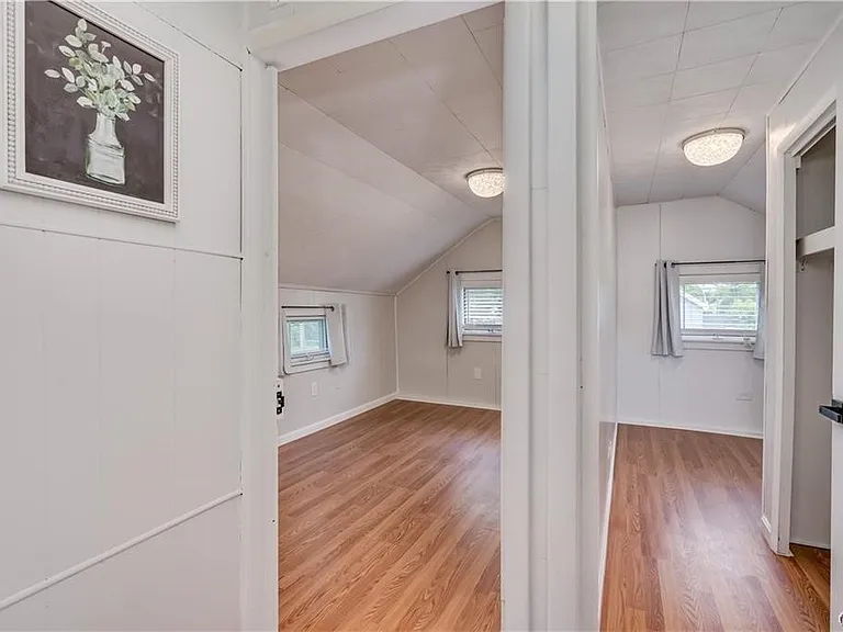 822 Lawrence St — Photo 40