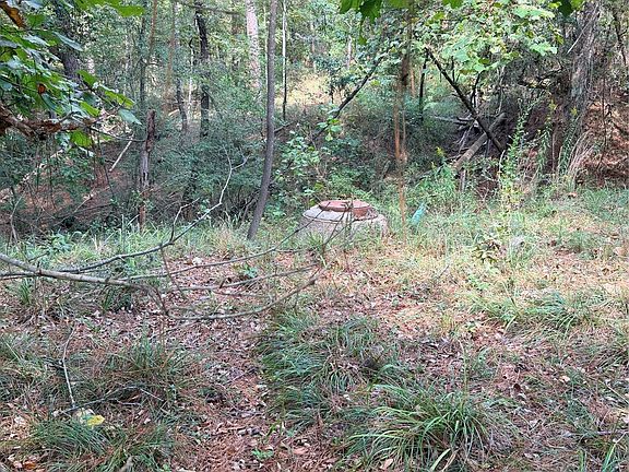 2nd image of Honeysuckle Lot 1