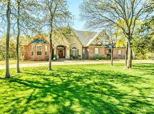 6606 Forest Creek Dr, Edmond, OK 73034