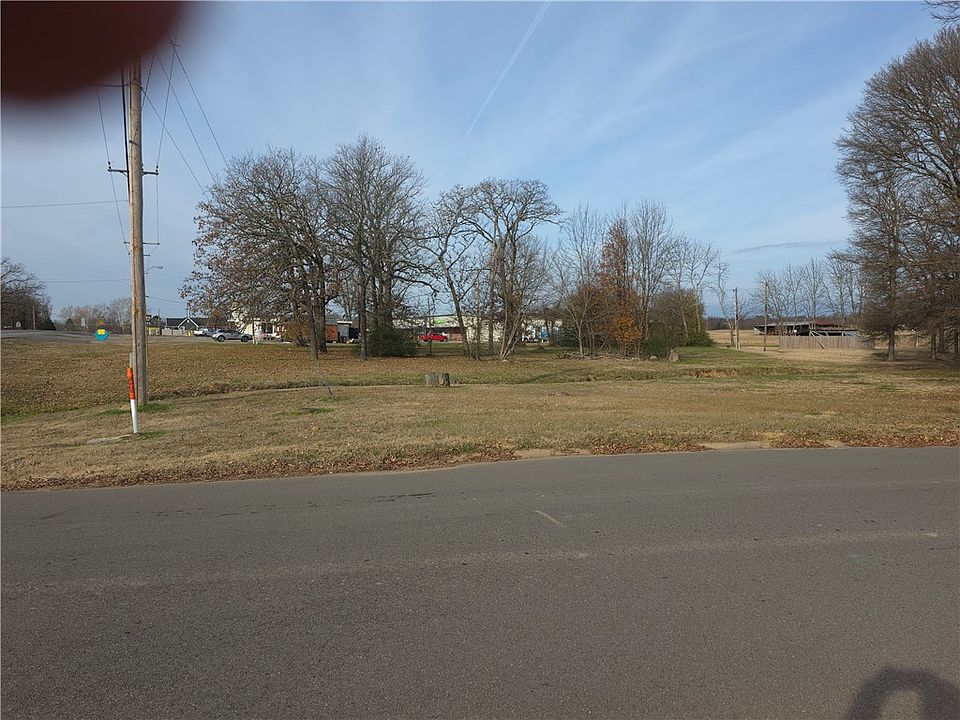 1st image of Lincoln Dr #100