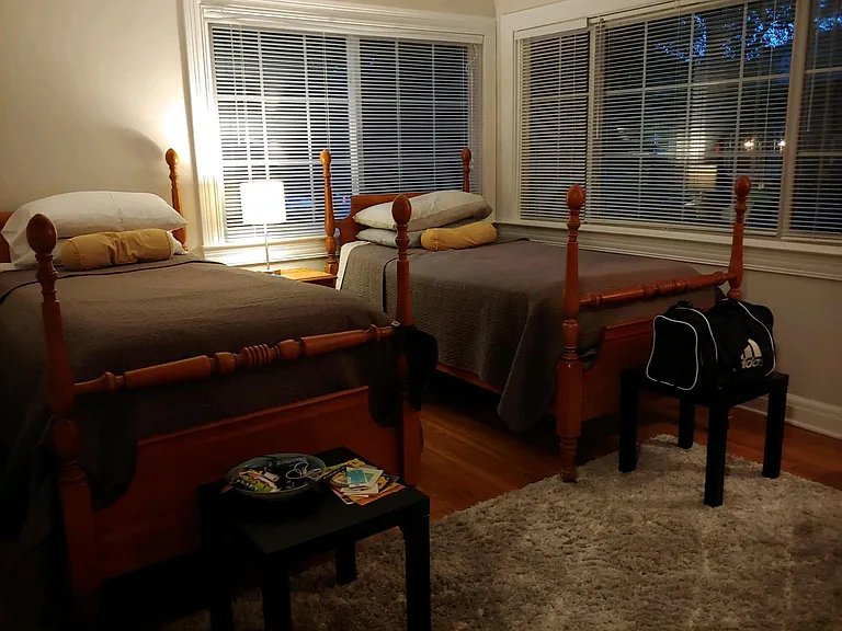 Front bedroom.