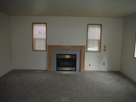 2nd image of 16322 270th Pl NE