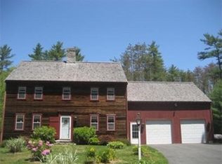 3 Old Farm Ln, Rochester, MA 02770