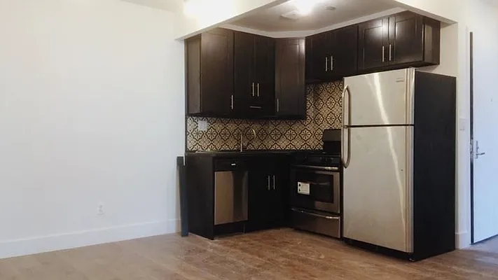 Rented by Nooklyn NYC LLC | media 11
