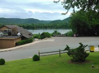 W25702 Sullivan Rd, Trempealeau, WI 54661