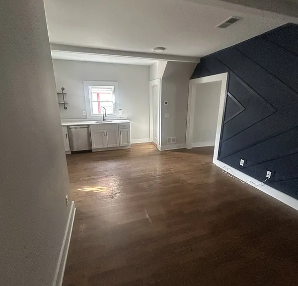 141 6th St #1 — Photo 9