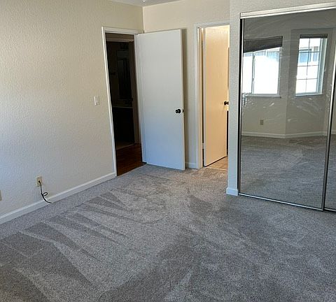 2nd image of 3480 Wine Barrel Way