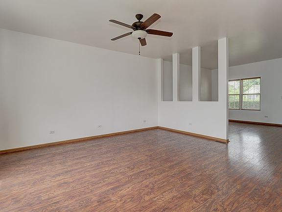 5th image of 1610 Lake Pointe Ct