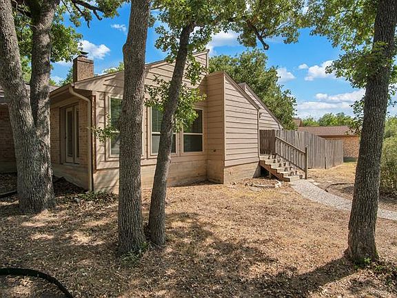 2nd image of 1410 Angelina Cir