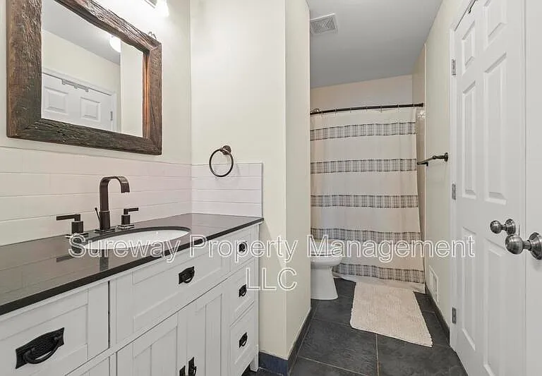 41 Rutgers Ln — Photo 21