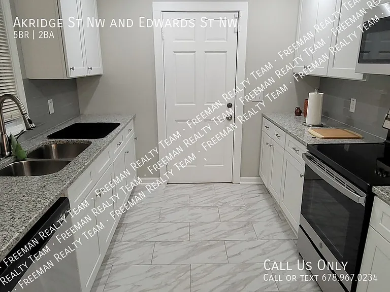 Akridge St NW — Photo 29