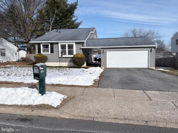 4981 Persimmon Dr, Reading, PA 19606