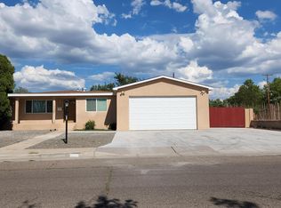 438 Espanola St NE, Albuquerque, NM 87108