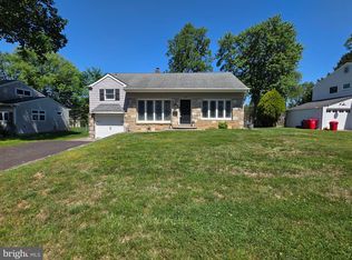 156 Crockett Rd, Warminster, PA 18974