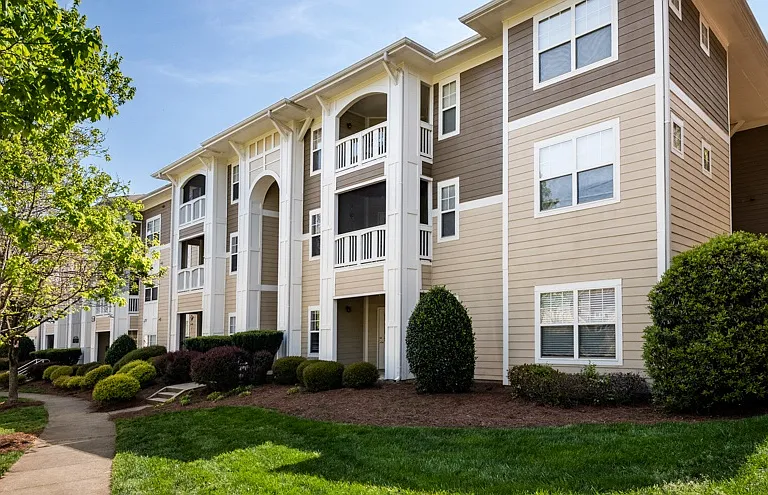 The Verandas at Lake Norman Apartments — Photo 29