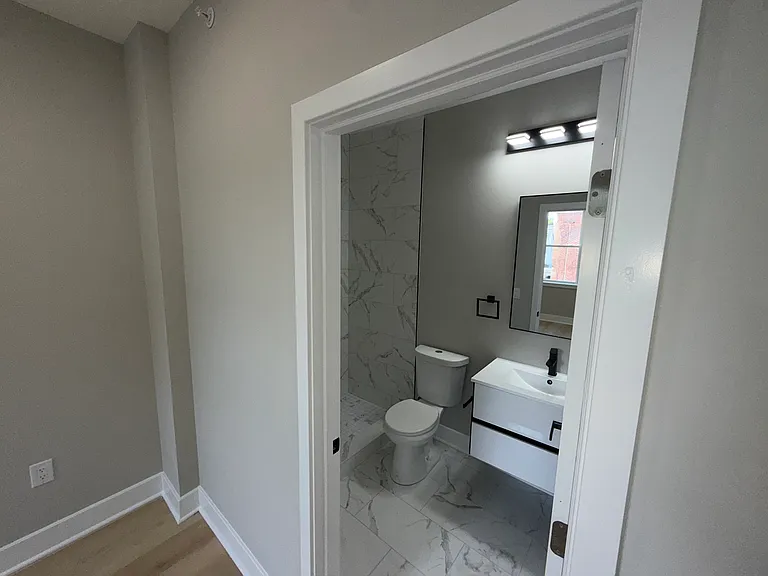 1201 Lindley Ave #3 — Photo 28