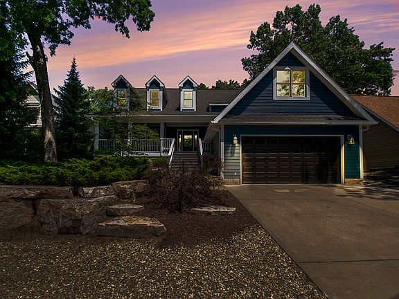 2nd image of 208 Marx Dr
