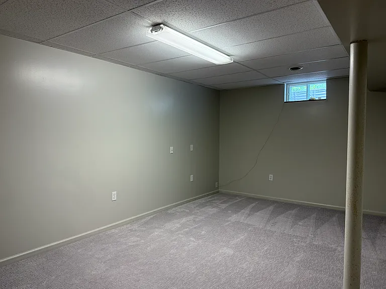 1 Red Maple Ln — Photo 9