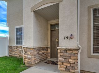 148 Birmingham Ln, North Salt Lake, UT 84054