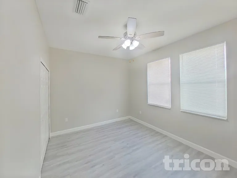 509 E Lake Ave — Photo 12