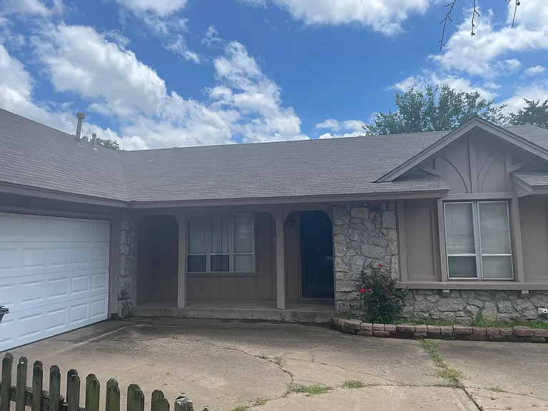 10832 E 26th Pl — Photo 1