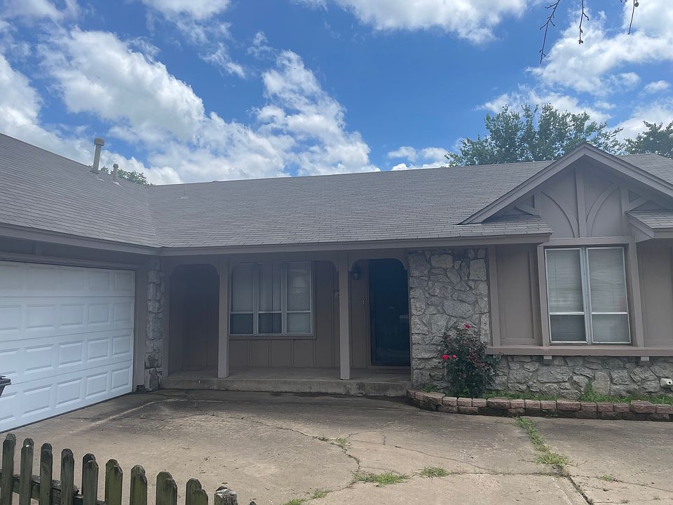 1st image of 10832 E 26th Pl