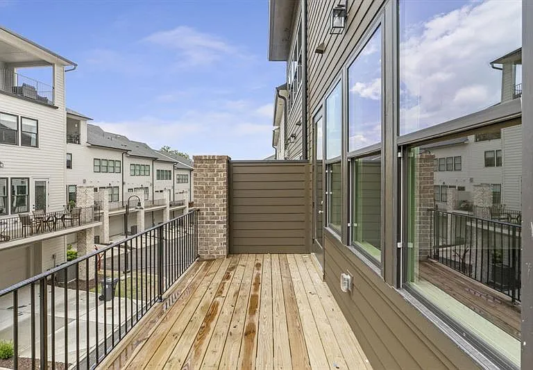 6803 Prelude Dr — Photo 33