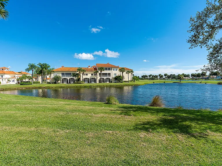 5065 Harmony Cir #106 — Photo 35