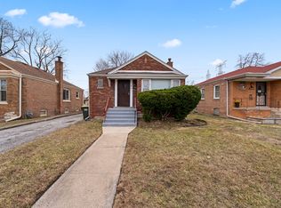 13904 S Tracy Ave, Riverdale, IL