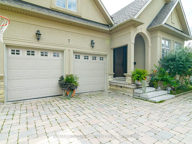 7 Scott Dr #UPPER — Photo 4