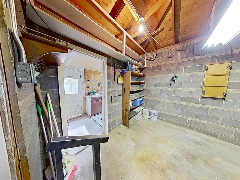 1308 S Jay St — Photo 21