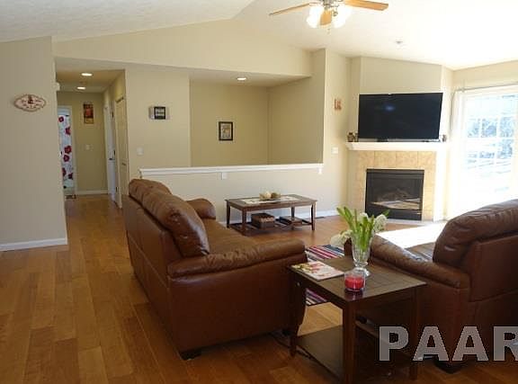 4th image of 2312 W Miners Dr