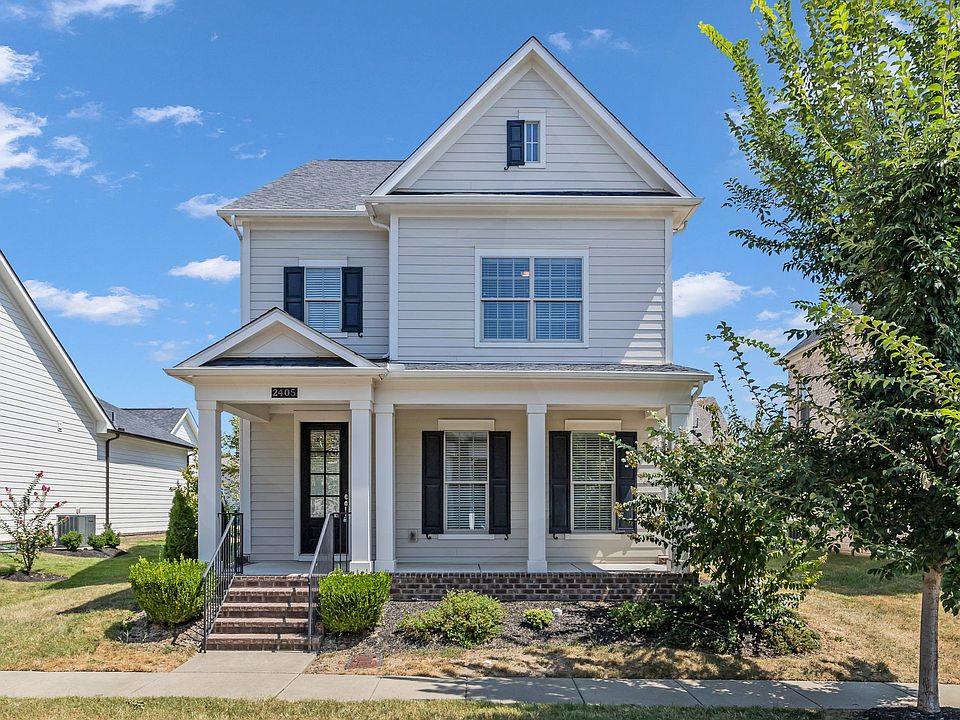 WELCOME TO 2405 MARCO ST IN BEAUTIFUL SCALES FARMSTEAD!