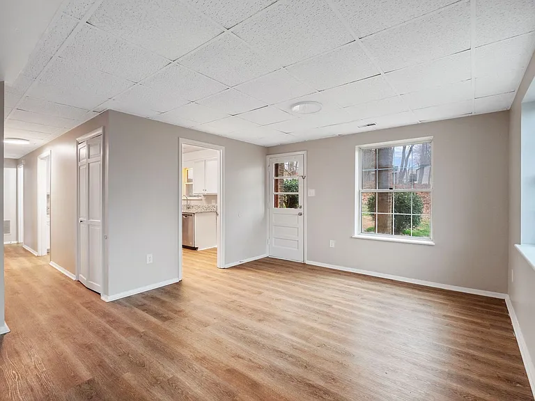Foxtree Apartments — Photo 98