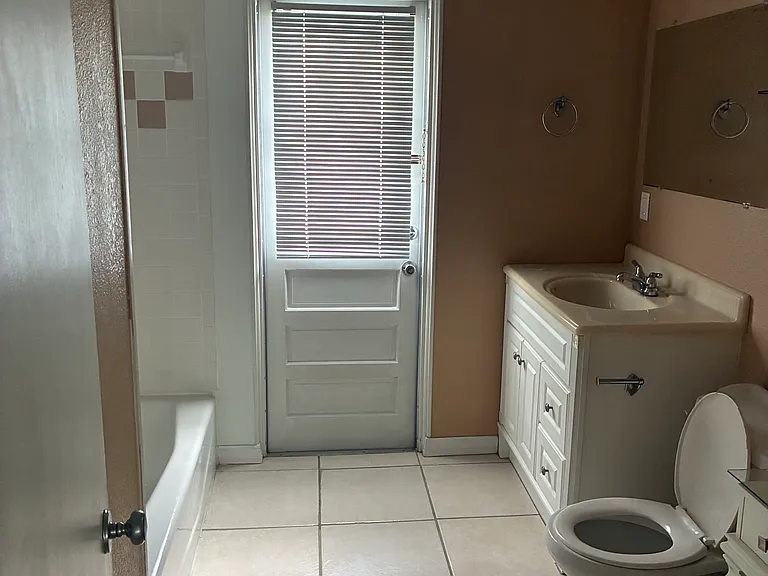 628 Patlin Ave — Photo 10